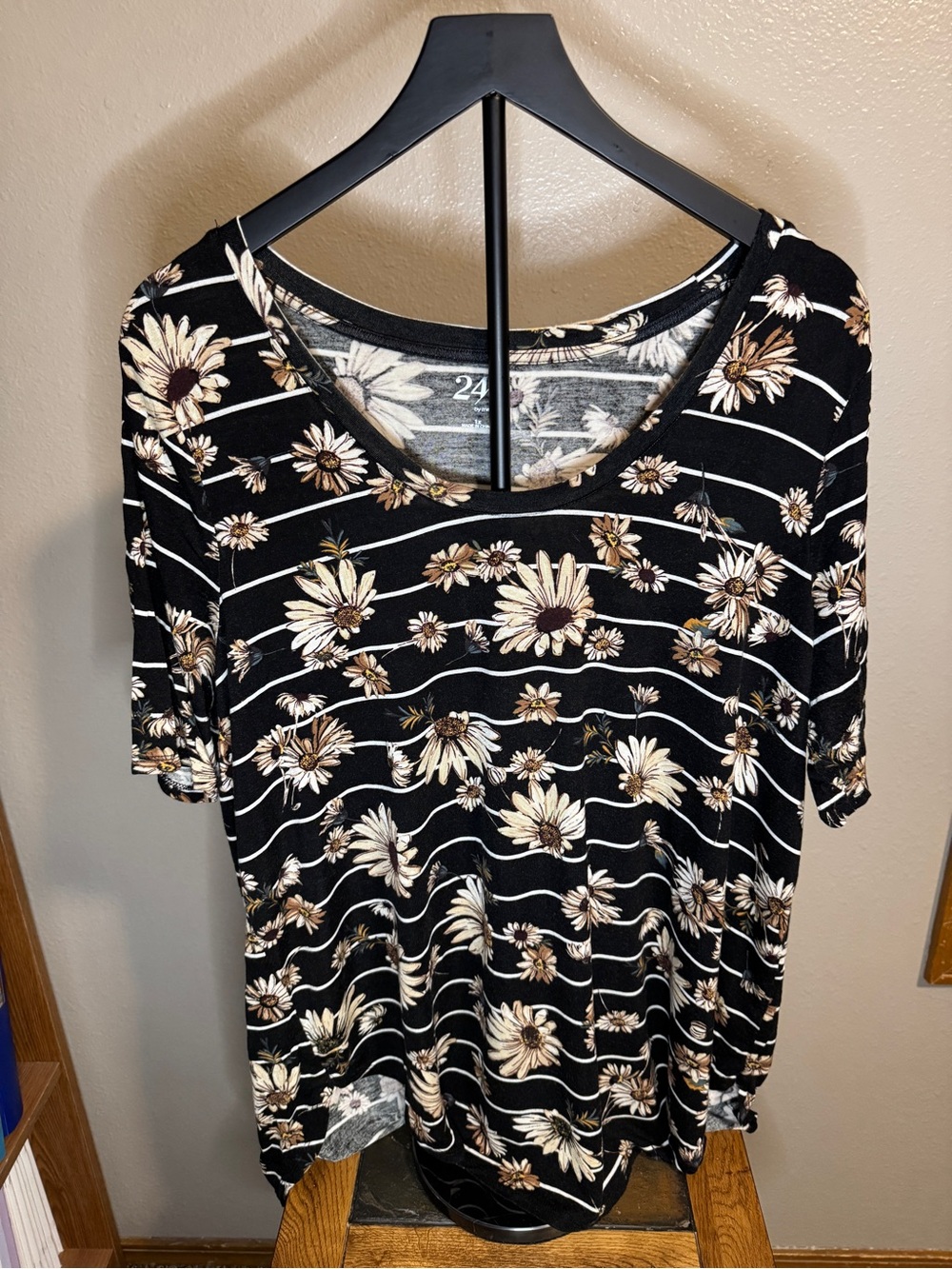 Maurices Women’s Black Floral Striped Scoop Neck Top